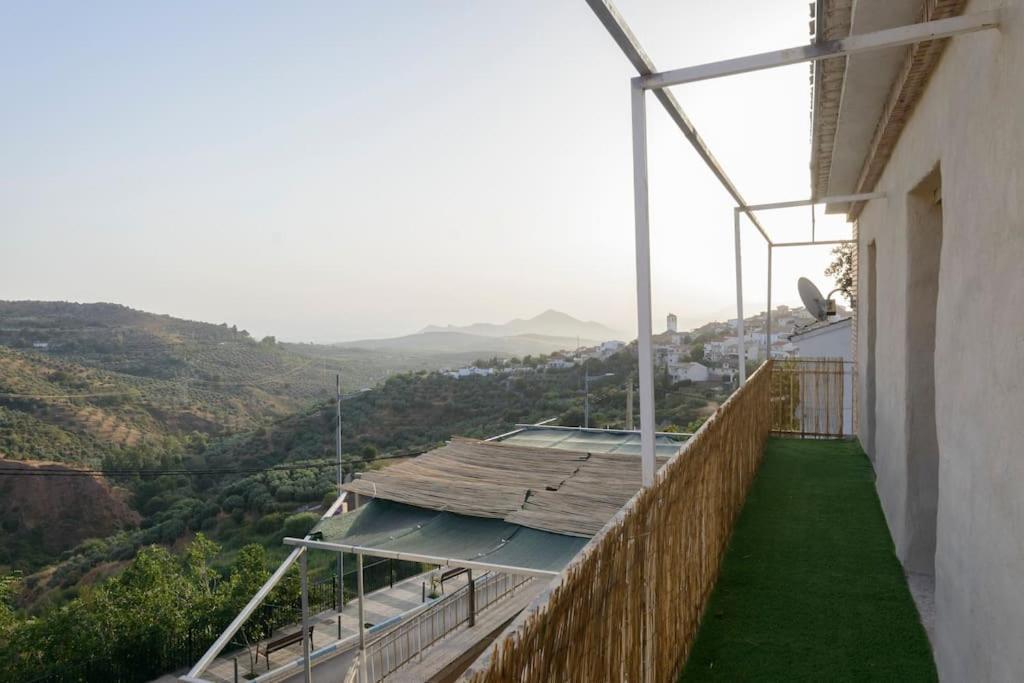 Hostal Nazari Cogollos De La Vega Bagian luar foto