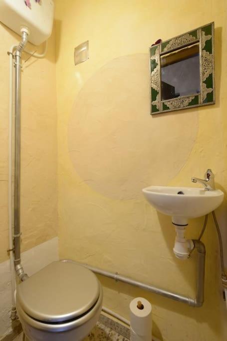 Hostal Nazari Cogollos De La Vega Bagian luar foto